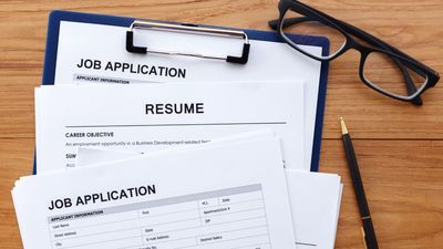 Automated job application tools and Chrome extensions for efficient job hunting in 2026